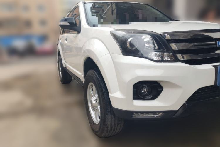 Used Haval H5 Classic 2016 Classic Edition 2.0T Manual 4x4 Elite Model Front Right 45 Deg