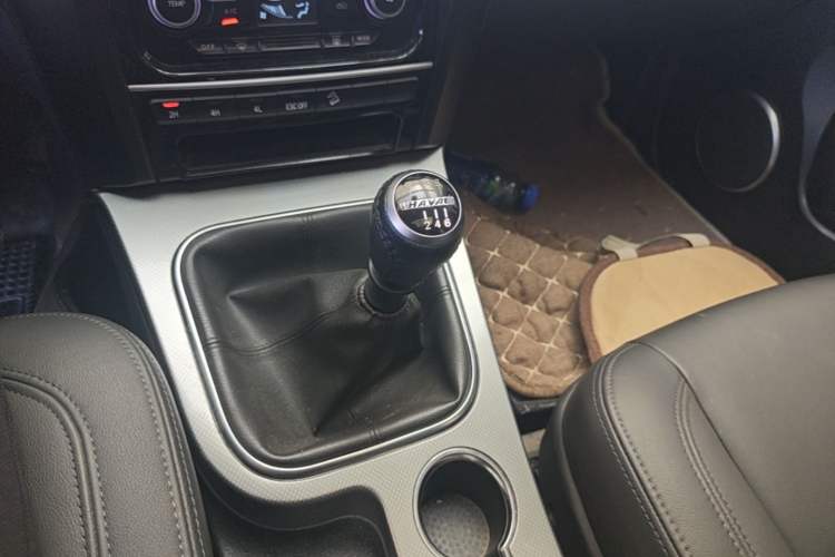 Used Haval H5 Classic 2016 Classic Edition 2.0T Manual 4x4 Prestige Model Gear Lever