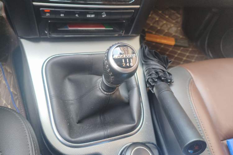 Used Haval H5 Classic 2016 Classic Edition 2.0T Manual 4x4 Prestige Model Gear Lever