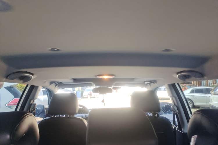 Used Haval H5 Classic 2016 Classic Edition 2.0T Manual 4x4 Prestige Model Headliner
