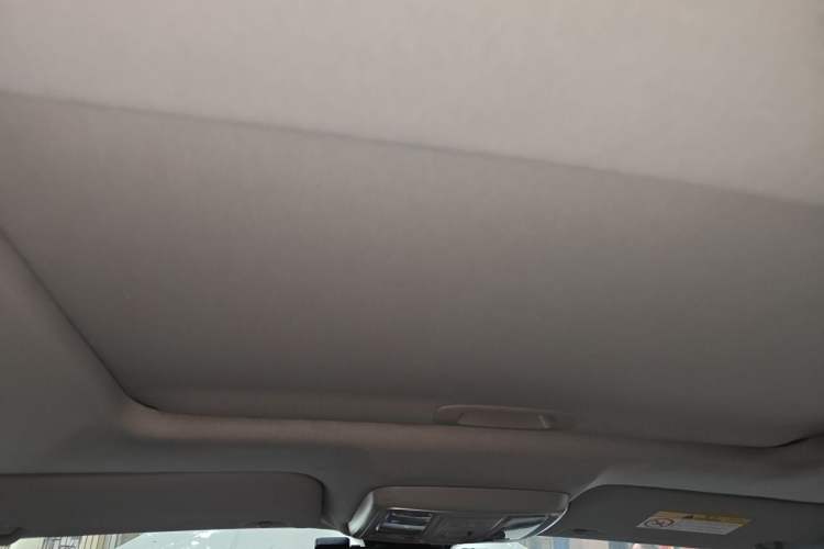 Used Haval H5 Classic 2016 Classic Edition 2.0T Manual 4x4 Prestige Model Headliner