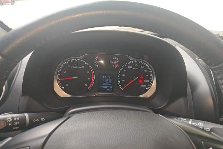Used Haval H5 Classic 2016 Classic Edition 2.0T Manual 4x4 Prestige Model Instrument Cluster