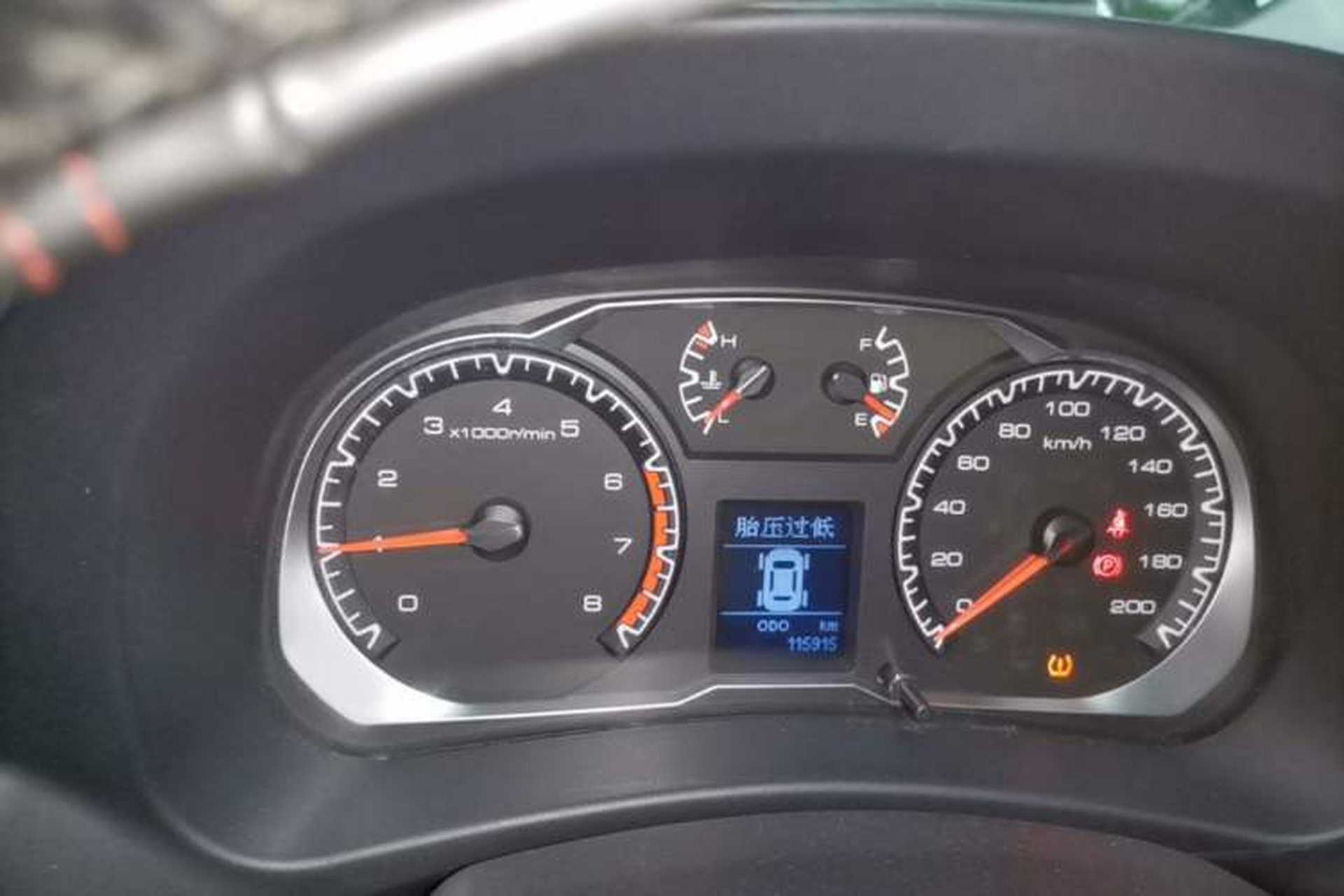 Used Haval H5 Classic 2016 Classic Edition 2.0T Manual Two-Wheel Drive Elite Model Instrument Cluster