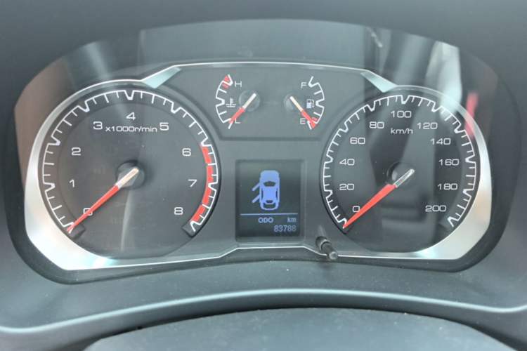Used Haval H5 Classic 2016 Classic Edition 2.0T Manual Two-Wheel Drive Elite Model Instrument Cluster