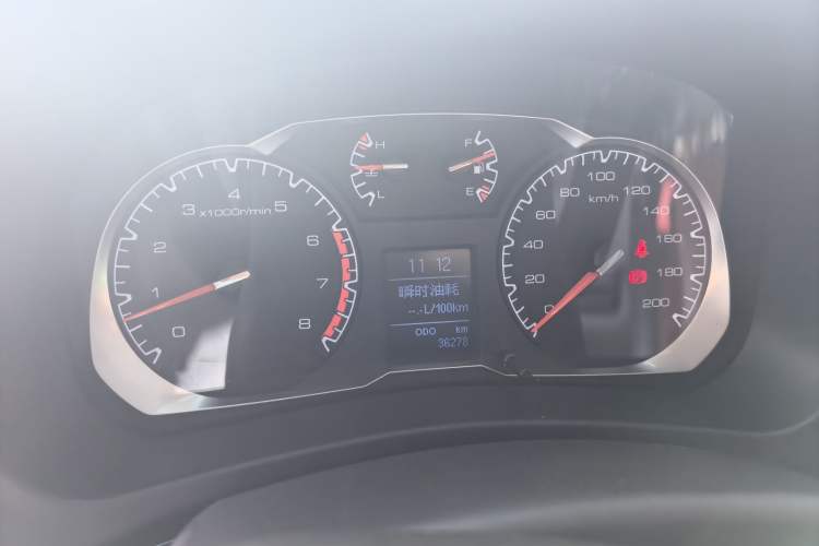 Used Haval H5 Classic 2016 Classic Edition 2.0T Manual Two-Wheel Drive Elite Model Instrument Cluster
