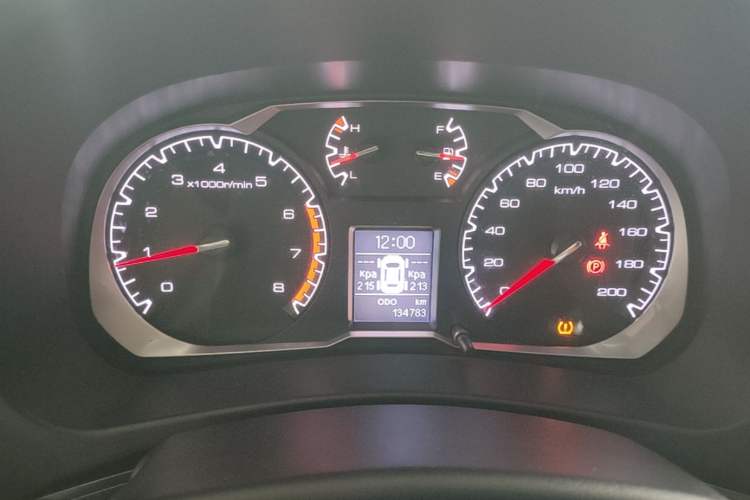 Used Haval H5 Classic 2016 Classic Edition 2.0T Manual Two-Wheel Drive Elite Model Instrument Cluster