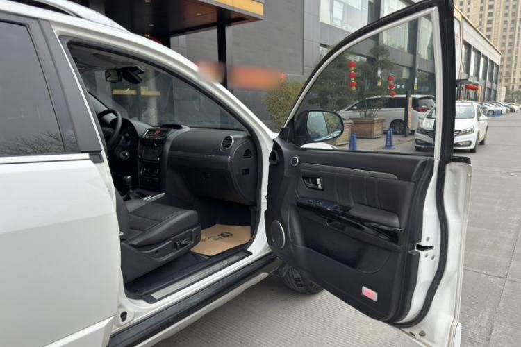 Used Haval H5 Classic 2016 Classic Edition 2.0T Manual 4x4 Prestige Model Interior 12