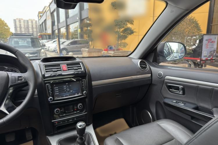 Used Haval H5 Classic 2016 Classic Edition 2.0T Manual 4x4 Prestige Model Interior 2
