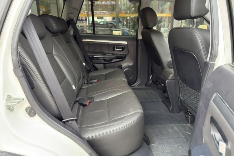 Used Haval H5 Classic 2016 Classic Edition 2.0T Manual 4x4 Prestige Model Interior 5