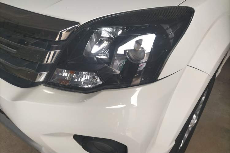 Used Haval H5 Classic 2016 Classic Edition 2.0T Manual 4x4 Prestige Model Left Front Headlight