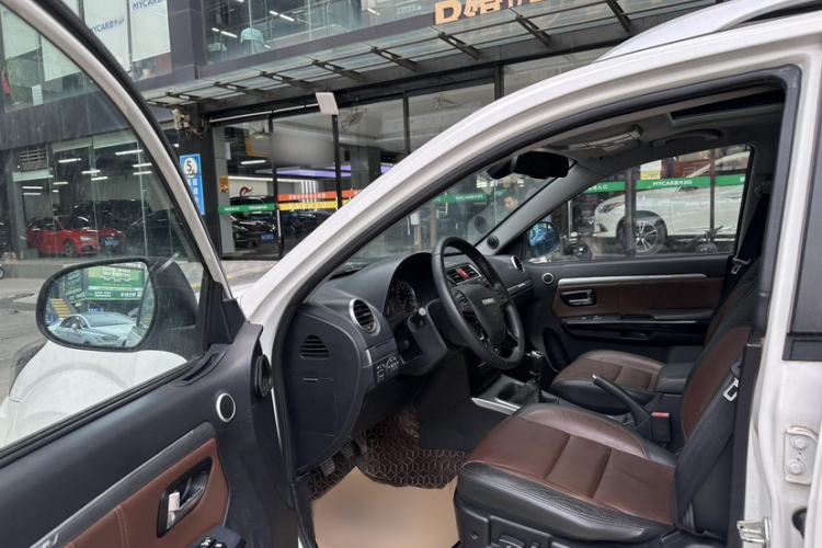 Used Haval H5 Classic 2016 Classic Edition 2.0T Manual 4x4 Prestige Model Left Front Seat