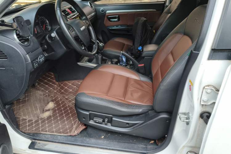 Used Haval H5 Classic 2016 Classic Edition 2.0T Manual 4x4 Prestige Model Left Front Seat