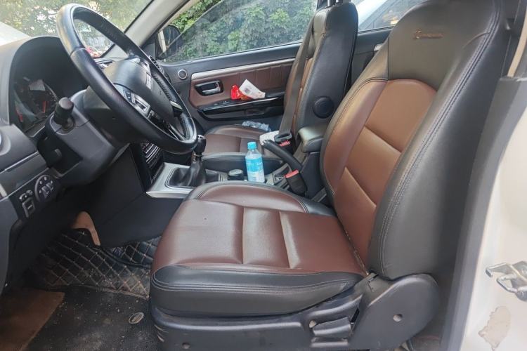 Used Haval H5 Classic 2016 Classic Edition 2.0T Manual 4x4 Elite Model Left Front Seat