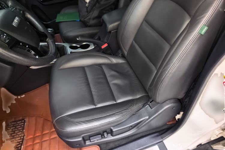 Used Haval H5 Classic 2016 Classic Edition 2.0T Manual 4x4 Prestige Model Left Front Seat