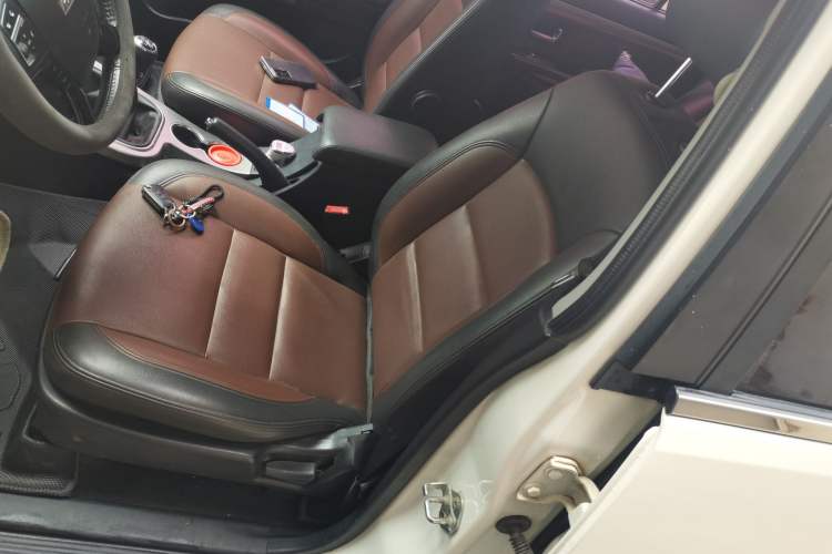 Used Haval H5 Classic 2016 Classic Edition 2.0T Manual 4x4 Elite Model Left Front Seat