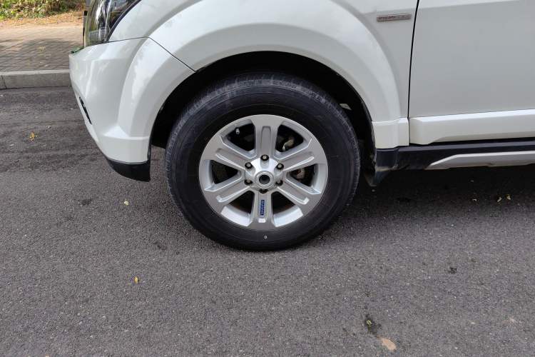 Used Haval H5 Classic 2016 Classic Edition 2.0T Manual 4x4 Prestige Model Left Front Wheel Hub