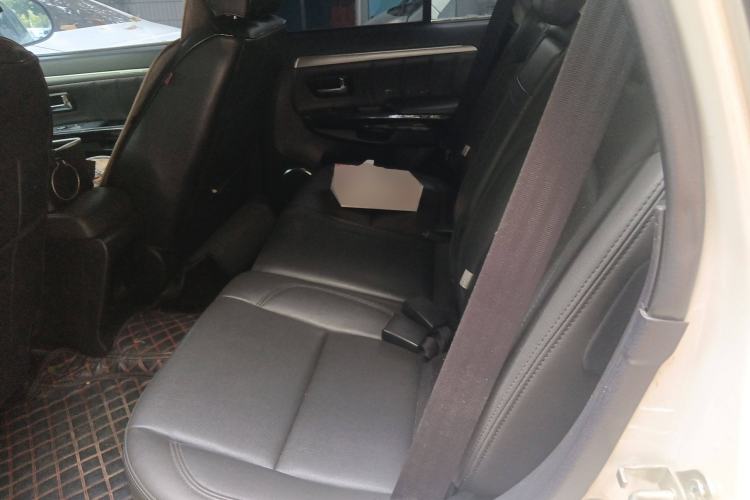 Used Haval H5 Classic 2016 Classic Edition 2.0T Manual Two-Wheel Drive Elite Model Left Rear Seat