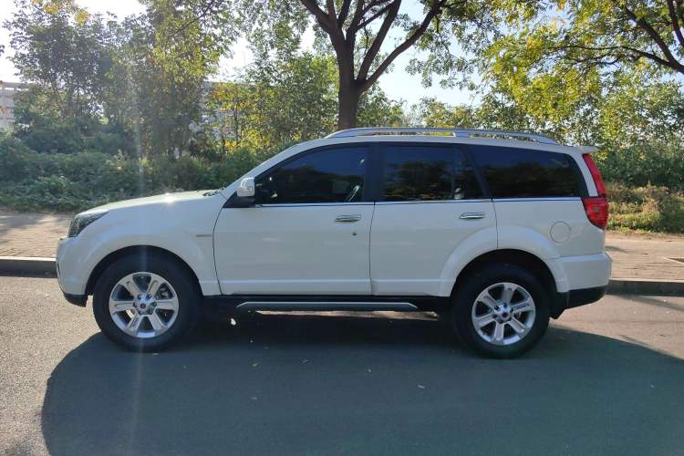 Used Haval H5 Classic 2016 Classic Edition 2.0T Manual 4x4 Prestige Model Left Side