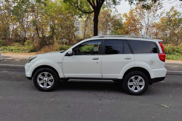 Used Haval H5 Classic 2016 Classic Edition 2.0T Manual 4x4 Prestige Model Left Side