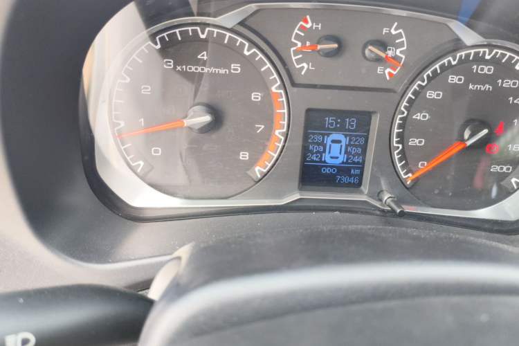 Used Haval H5 Classic 2016 Classic Edition 2.0T Manual 4x4 Prestige Model Odometer Close Up