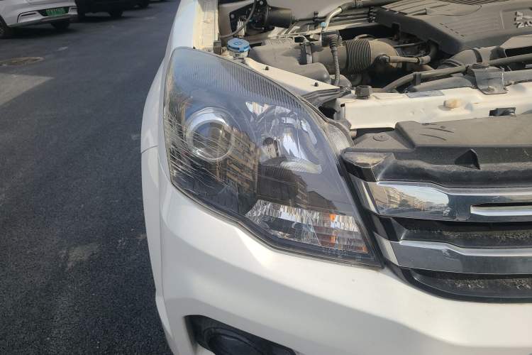 Used Haval H5 Classic 2016 Classic Edition 2.0T Manual 4x4 Prestige Model Right Front Headlight