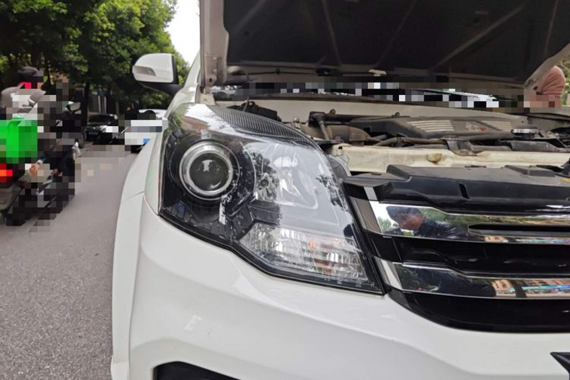 Used Haval H5 Classic 2016 Classic Edition 2.0T Manual 4x4 Prestige Model Right Front Headlight