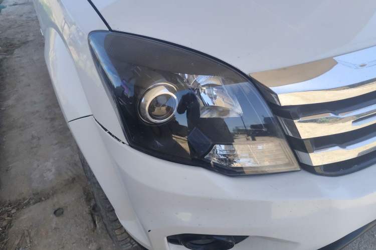 Used Haval H5 Classic 2016 Classic Edition 2.0T Manual 4x4 Prestige Model Right Front Headlight
