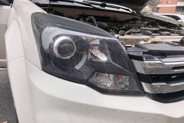 Used Haval H5 Classic 2016 Classic Edition 2.0T Manual 4x4 Prestige Model Right Front Headlight