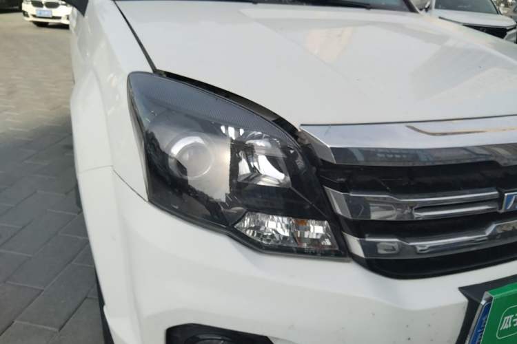 Used Haval H5 Classic 2016 Classic Edition 2.0T Manual 4x4 Prestige Model Right Front Headlight