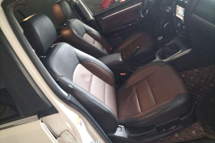 Used Haval H5 Classic 2016 Classic Edition 2.0T Manual 4x4 Prestige Model Right Front Seat