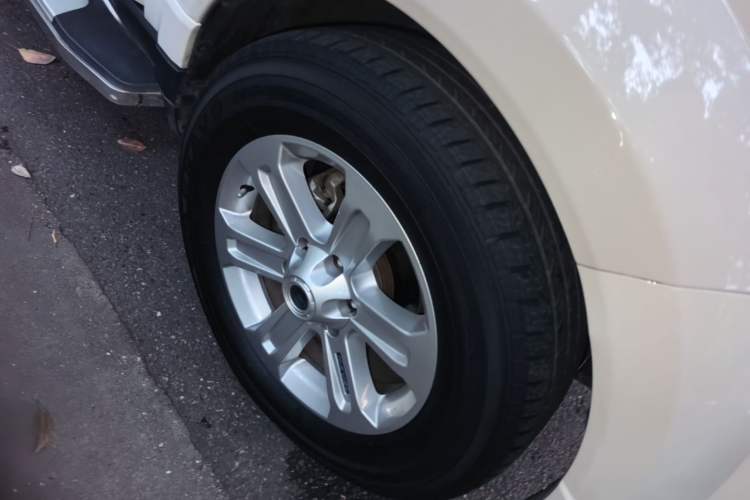 Used Haval H5 Classic 2016 Classic Edition 2.0T Manual 4x4 Prestige Model Right Front Wheel Hub