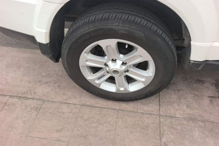 Used Haval H5 Classic 2016 Classic Edition 2.0T Manual Two-Wheel Drive Elite Model Right Rear Wheel Hub