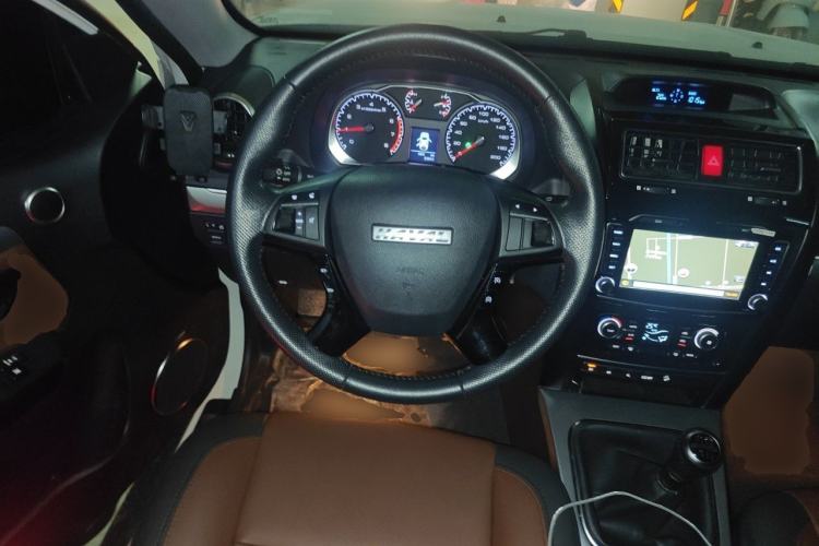 Used Haval H5 Classic 2016 Classic Edition 2.0T Manual 4x4 Prestige Model Steering Wheel