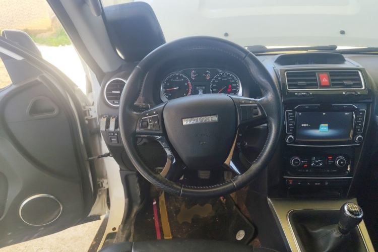 Used Haval H5 Classic 2016 Classic Edition 2.0T Manual 4x4 Prestige Model Steering Wheel