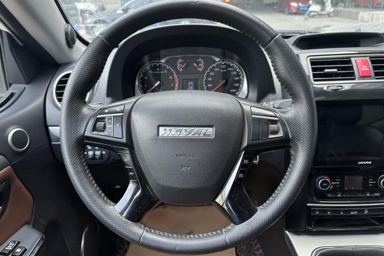 Used Haval H5 Classic 2016 Classic Edition 2.0T Manual 4x4 Prestige Model Steering Wheel