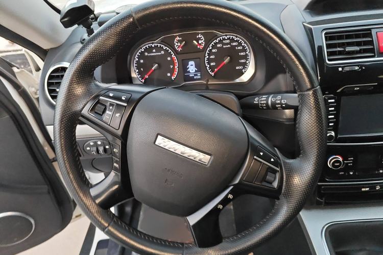 Used Haval H5 Classic 2016 Classic Edition 2.0T Manual Two-Wheel Drive Prestige Model Steering Wheel
