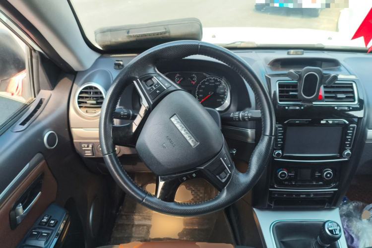 Used Haval H5 Classic 2016 Classic Edition 2.0T Manual 4x4 Prestige Model Steering Wheel