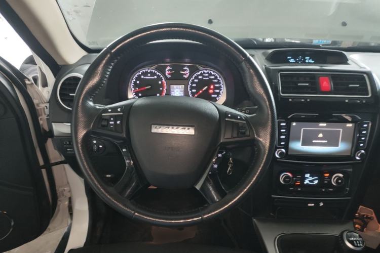Used Haval H5 Classic 2016 Classic Edition 2.0T Manual Two-Wheel Drive Elite Model Steering Wheel