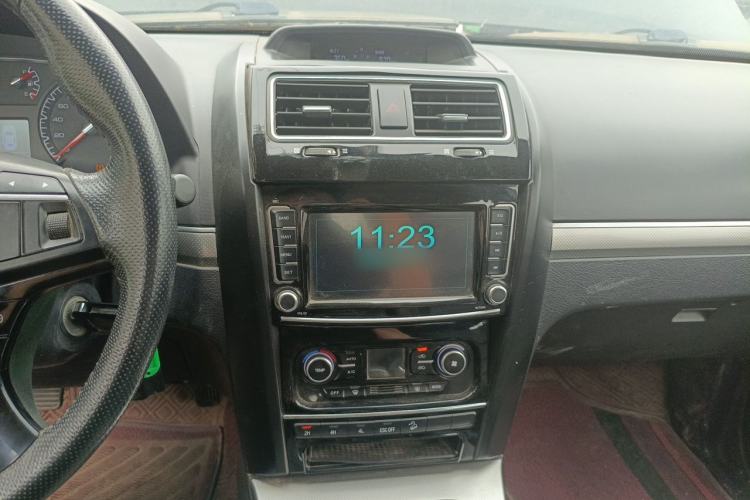 Used Haval H5 Classic 2018 Classic Edition 2.0T Manual 4x4 Progressive Model Audio And AC Panel