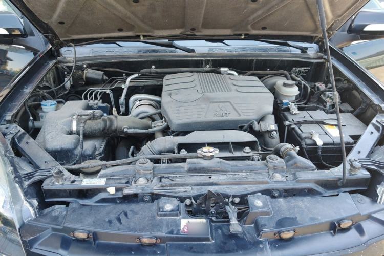 Used Haval H5 Classic 2018 Classic Edition 2.0T Manual 4x4 Progressive Model Engine Bay