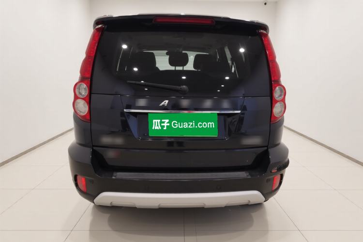 Used Haval H5 Classic 2018 Classic Edition 2.0T Manual Two-Wheel Drive Elite Model Exterior 4
