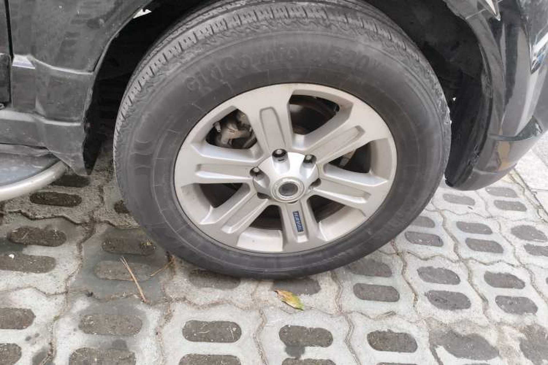 Used Haval H5 Classic 2018 Classic Edition 2.0T Manual Two-Wheel Drive Elite Model Exterior 7