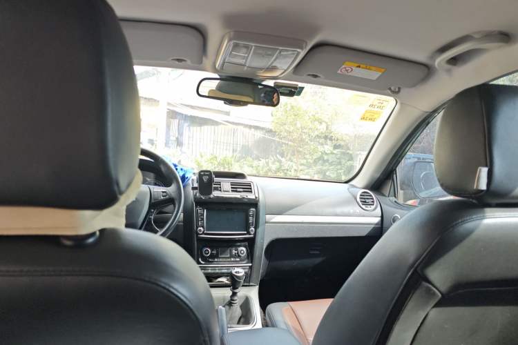 Used Haval H5 Classic 2018 Classic Edition 2.0T Manual 4x4 Elite Model Headliner