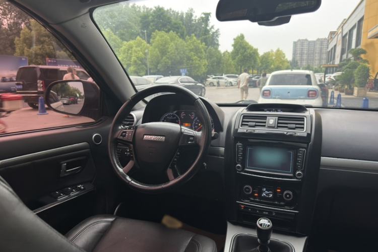 Used Haval H5 Classic 2018 Classic Edition 2.0T Manual 4x4 Prestige Model Interior 6