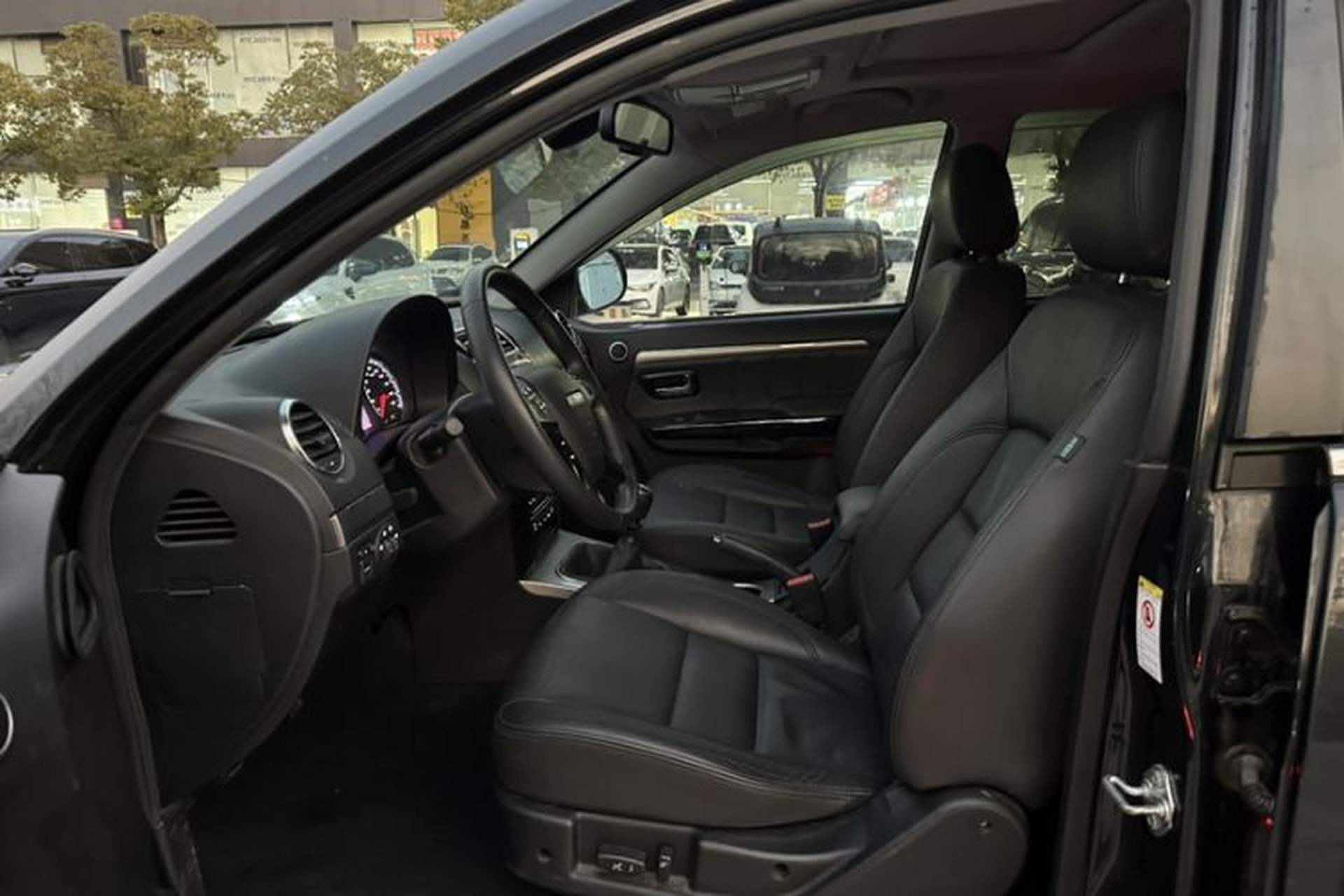 Used Haval H5 Classic 2018 Classic Edition 2.0T Manual 4x4 Prestige Model Interior 7