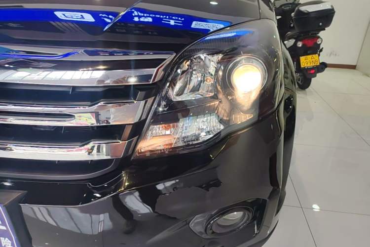 Used Haval H5 Classic 2018 Classic Edition 2.0T Diesel Manual 4x4 Prestige Model Left Front Headlight