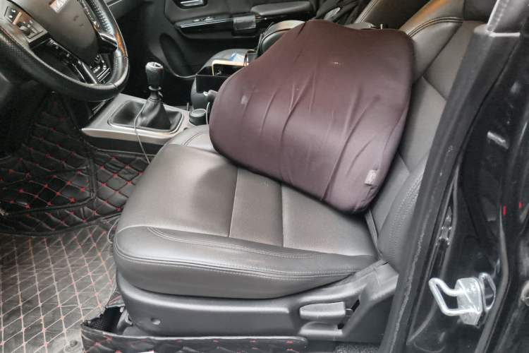 Used Haval H5 Classic 2018 Classic Edition 2.0T Manual Two-Wheel Drive Elite Model Left Front Seat