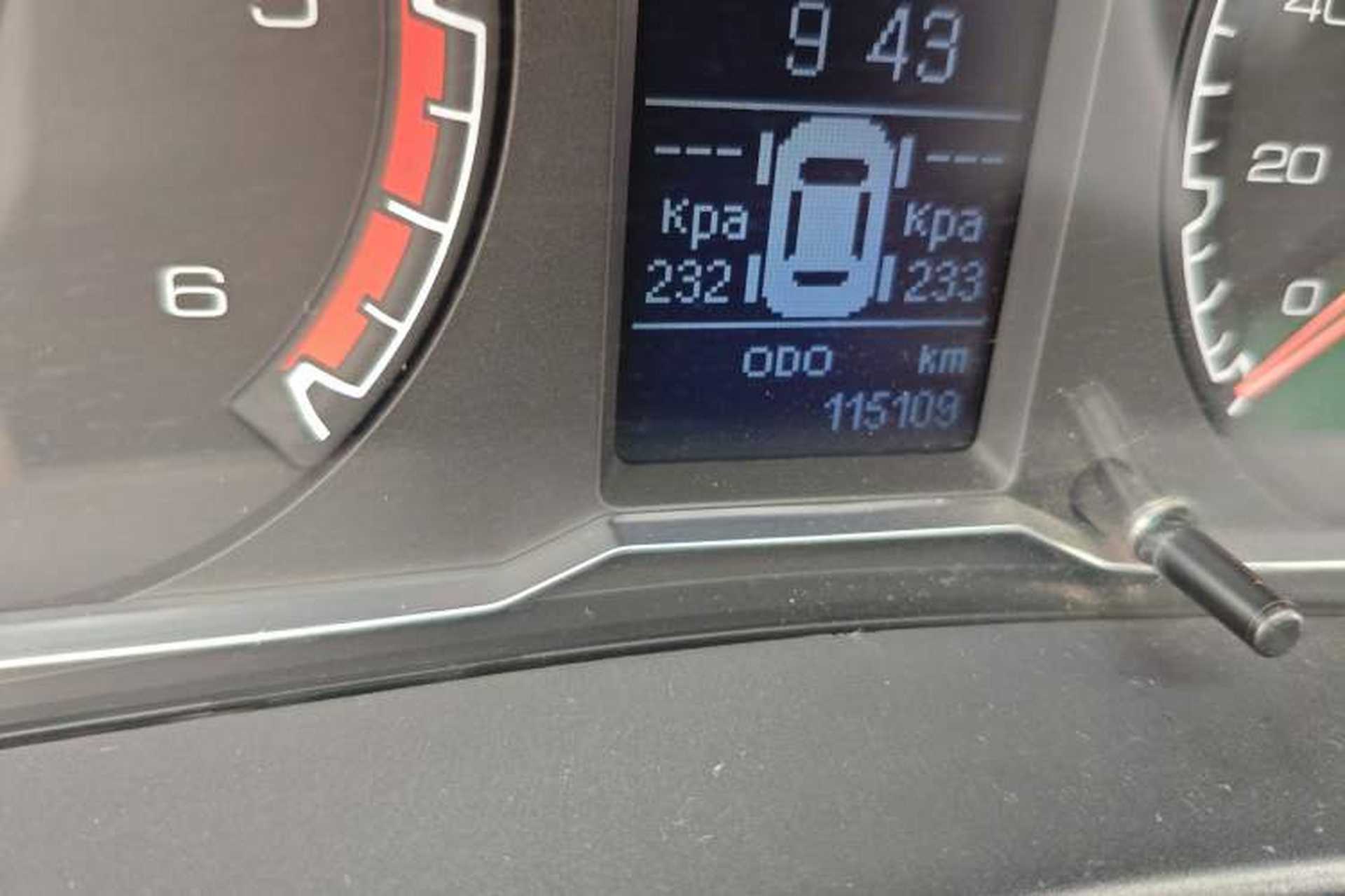 Used Haval H5 Classic 2018 Classic Edition 2.0T Diesel Manual 4x4 Elite Model Odometer Close Up