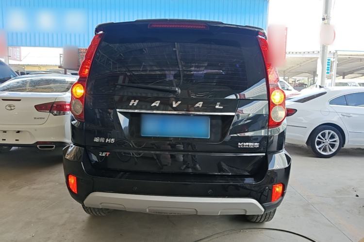 Used Haval H5 Classic 2018 Classic Edition 2.0T Manual Two-Wheel Drive Elite Model Rear