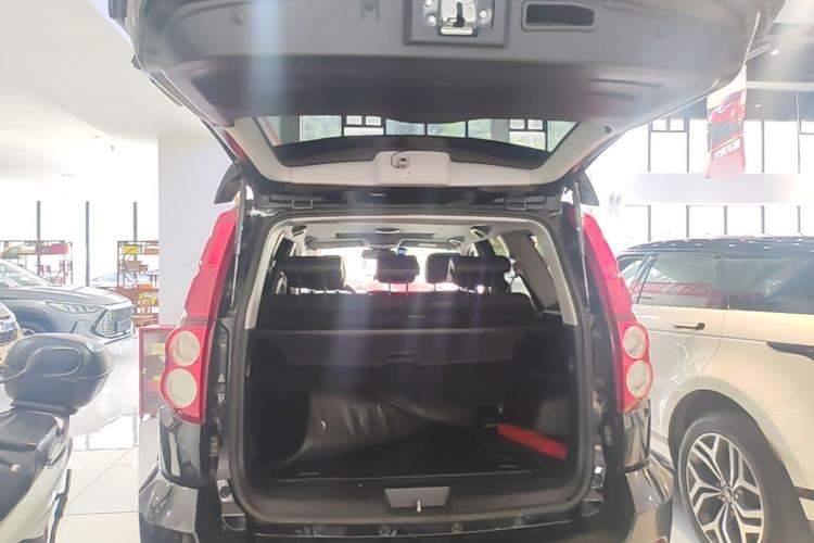 Used Haval H5 Classic 2018 Classic Edition 2.0T Diesel Manual 4x4 Prestige Model Trunk
